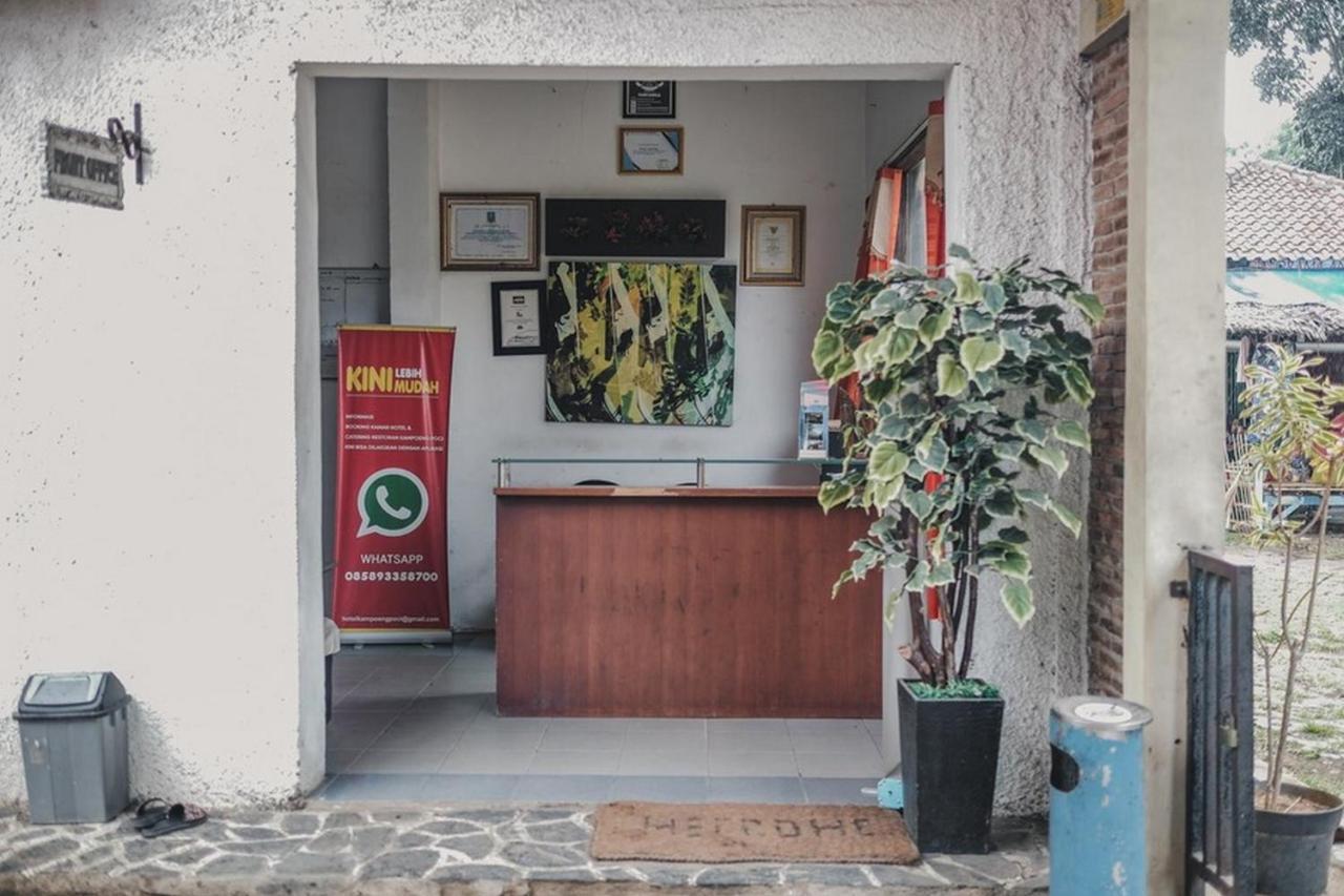 RedDoorz near Pantai Florida Anyer Hotel Serang Buitenkant foto